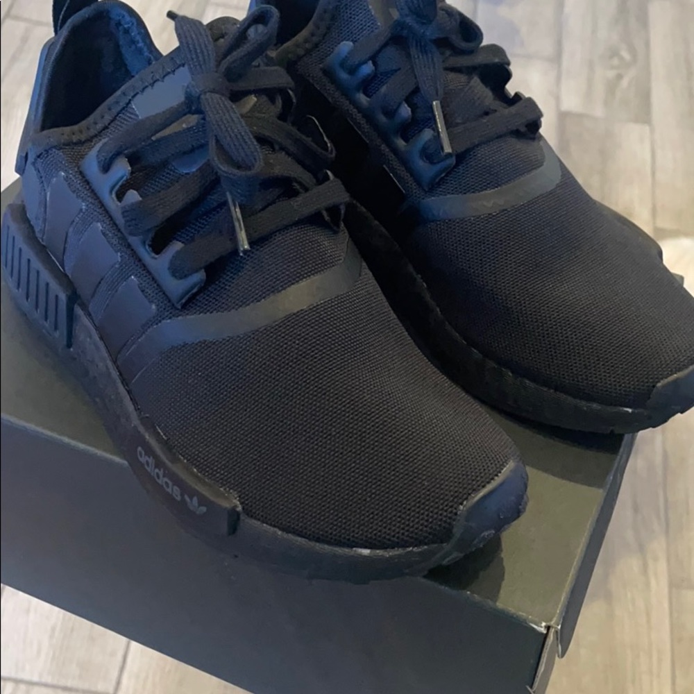 ADIDAS ORIGINAL NMD R1